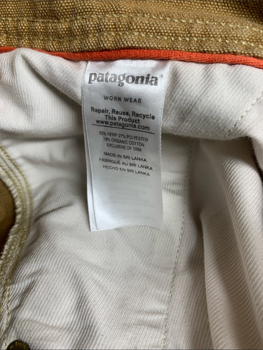 Patagonia Khaki Iron Forge Canvas Hemp Cargo Organic Shorts Size 38 x 11 - Picture 4 of 8